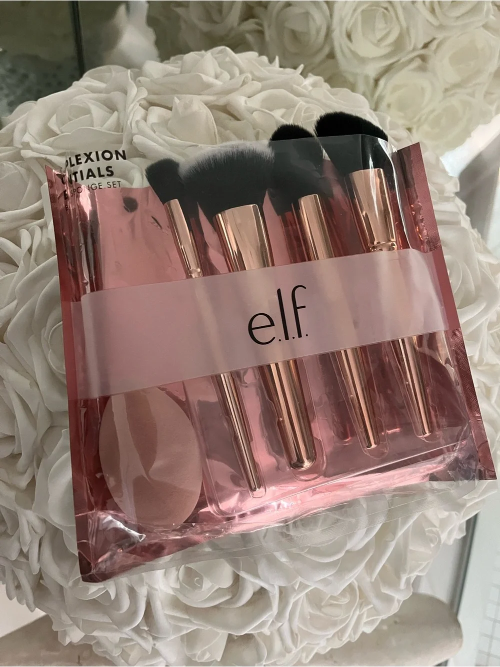 New Elf cosmetics complexion essentials brush and sponge 5 piece set